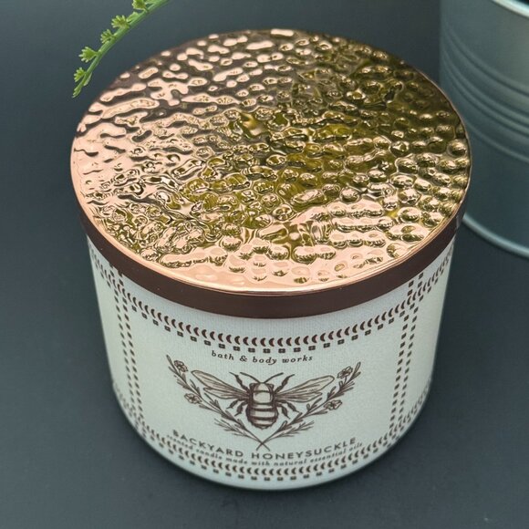 BBW Backyard Honeysuckle Bath & Body Works 3 Wick Candle - Picture 4 of 10